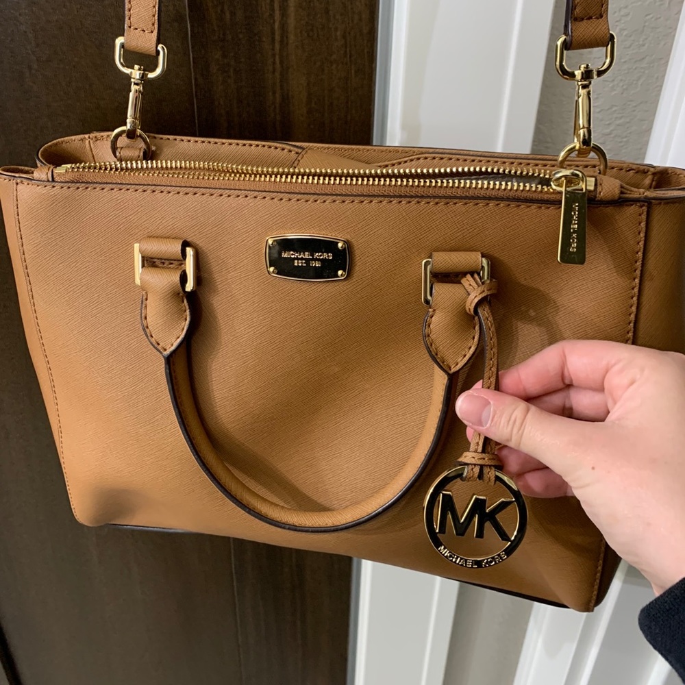 Michael Kors crossbody/shoulder bag
